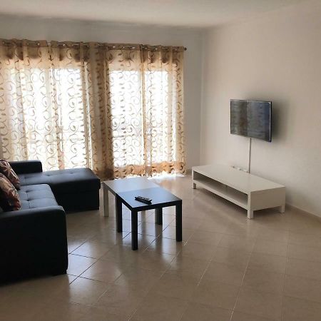 Olinda'S 2 Bedroom Apartment Lagos Esterno foto